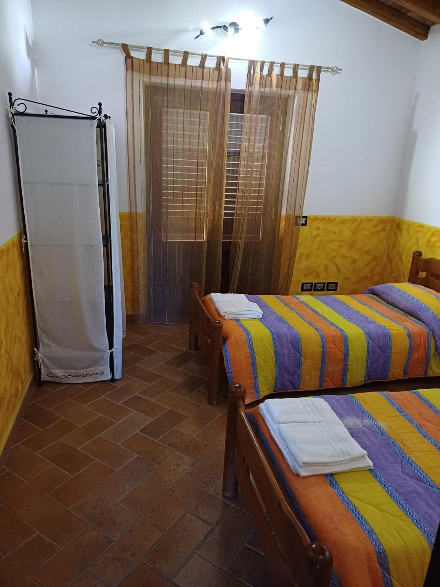 Appartamento Farfollie Pescia Romana Buitenkant foto